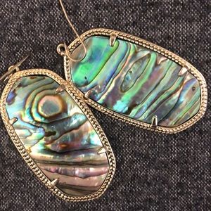 Kendra Scott, abalone shell earrings, Elle